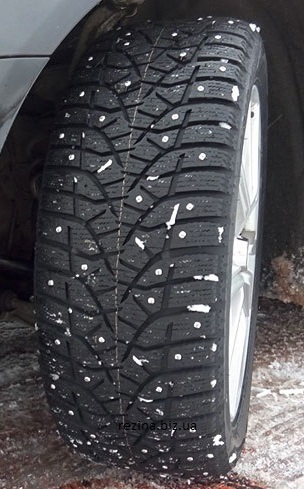 Bridgestone Blizzak Spike-02