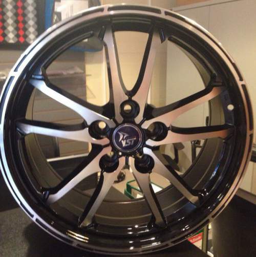 Диски магазин таганрог. Диски магазин таганрог. Рынок литых дисков. Таганрог магазин шины и диски возле моря. Стеллаж для литых дисков.